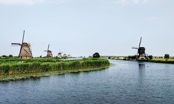 netherlands-windmills-unsplash