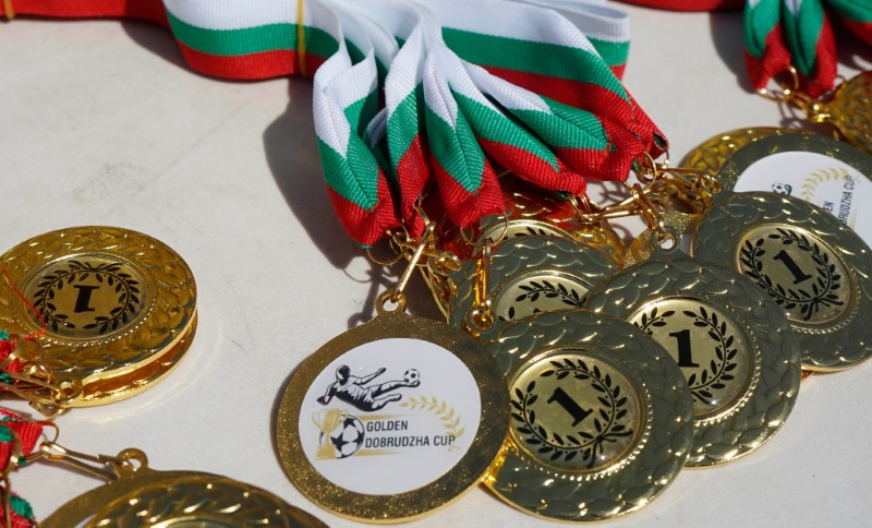 Albena 2026 futbol april 2 Custom