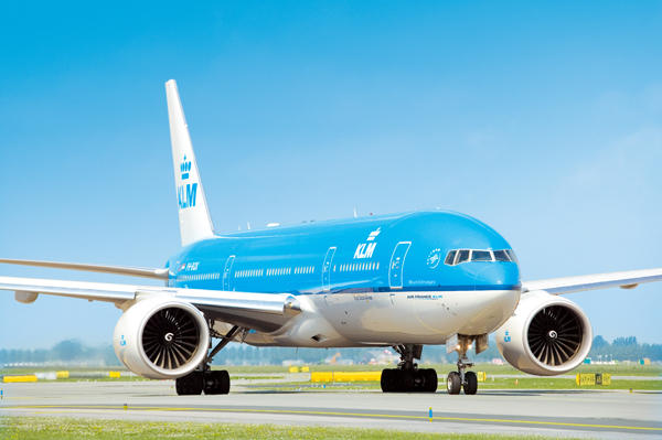 B-777-200-KLM 2 caroussel fleet large new